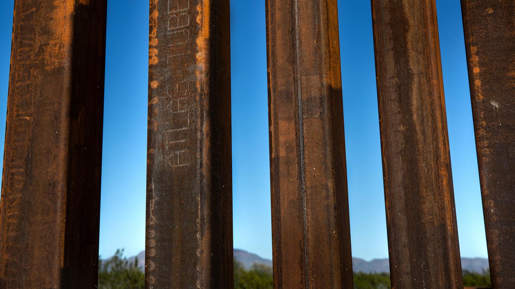 Steel for border wall going up in Arizona made by company with Trump PAC ties
